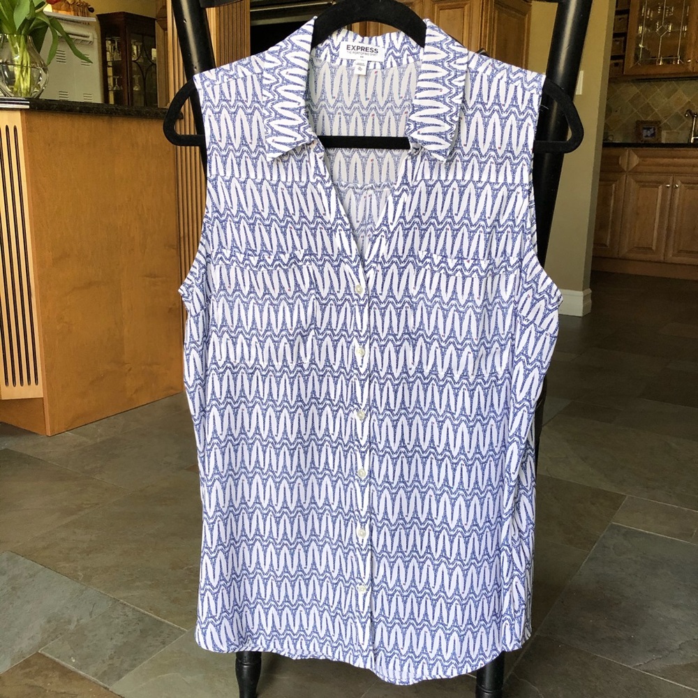 Express Eiffel Tower Print Top